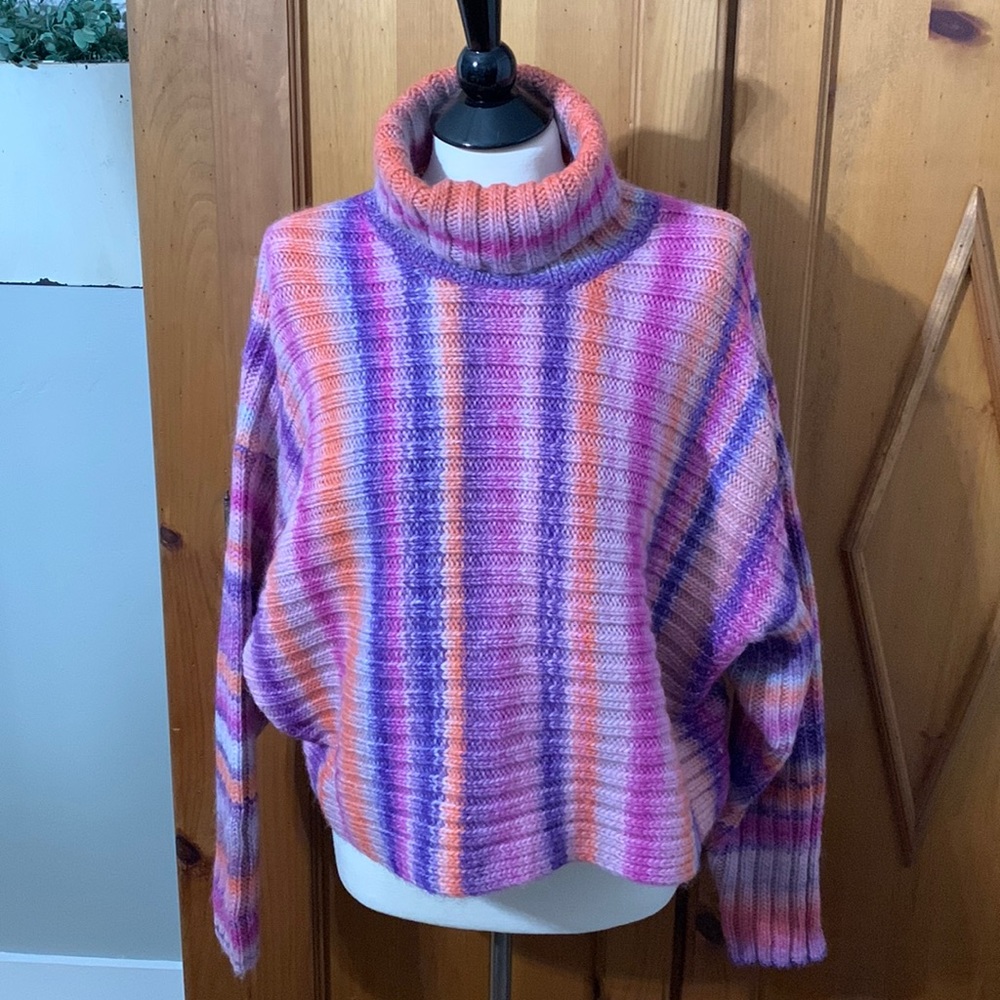 Multi color cropped sweater